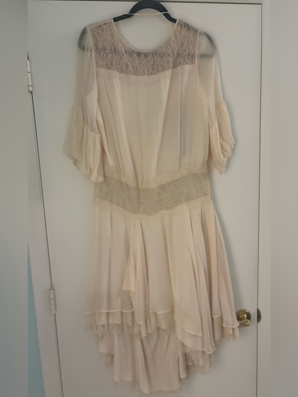 BCBGMaxAzria NWT Cream Lace-Panel High-Low Stunning Chiffon Dress